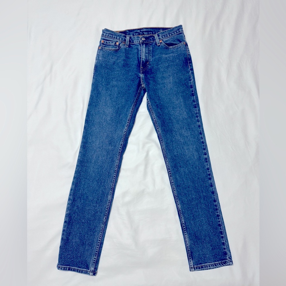 Levi's Straight Leg Jeans in Classic Blue Denim